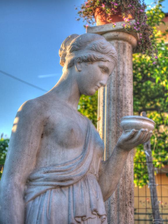 أَجيرولا Villa Donna Fausta الغرفة الصورة